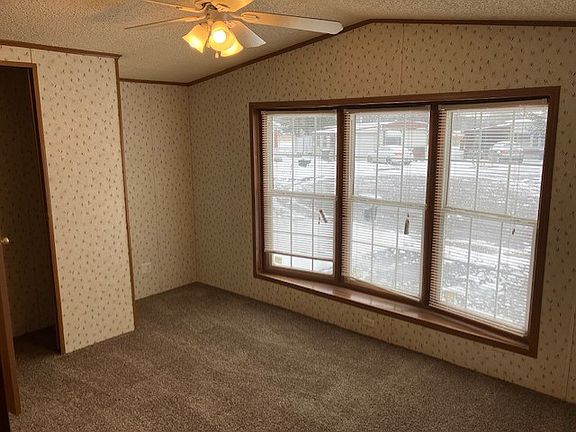 2nd image of 612 Park St