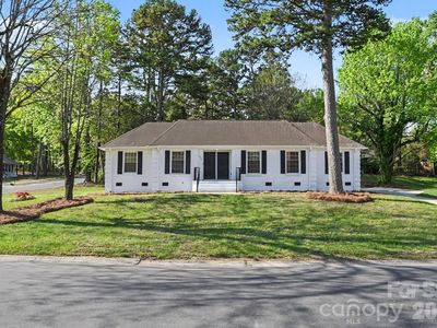 834 Braxfield Dr, Charlotte, NC, 28217