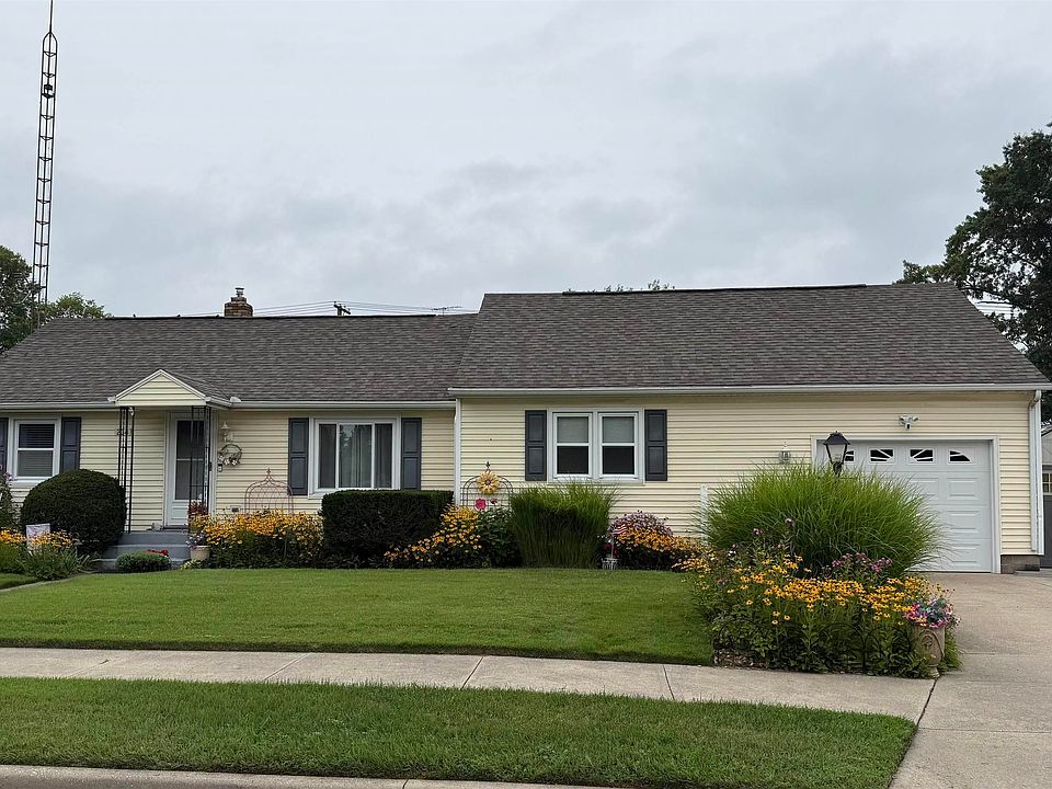 1st image of 234 W La Salle Ave