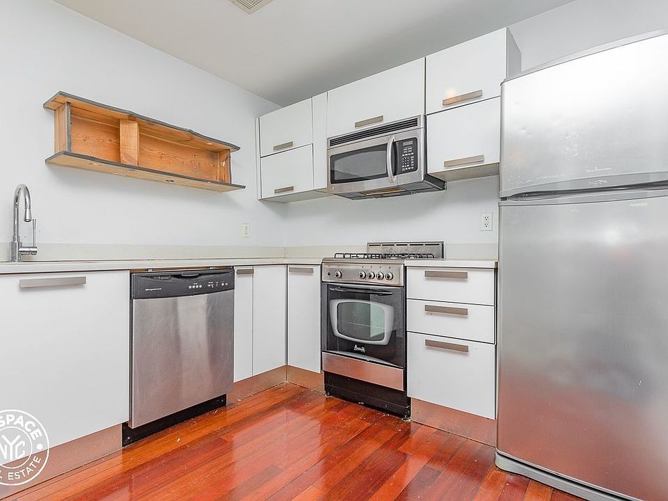 1st image of 14 Meserole St #1BB