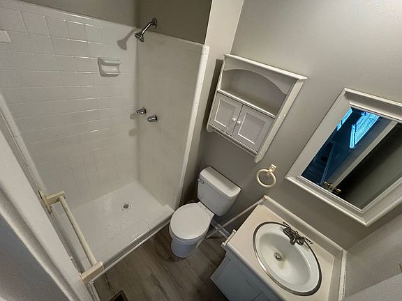 5th image of 6013 Cowin Dr NW