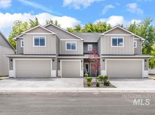 216 NE 3rd, Fruitland, ID 83619