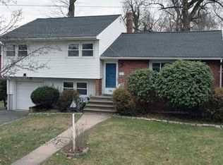 328 Graphic Blvd, New Milford, NJ 07646
