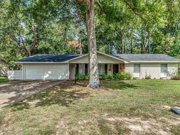 920 Briarfield Rd, Jackson, MS 39211