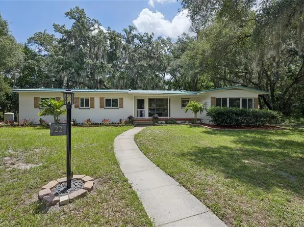 22 Poinsettia Dr, Deland, FL 32724