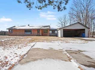 1962 S Sasse Rd, Midland, MI 48640