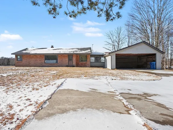 1962 S Sasse Rd, Midland, MI 48640
