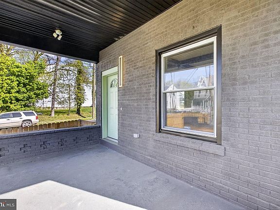 2nd image of 302 Bellevue Ave
