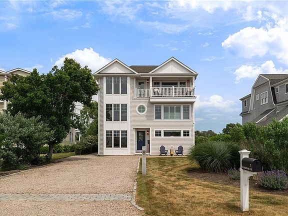 4th image of 7 Rosebriar Ave