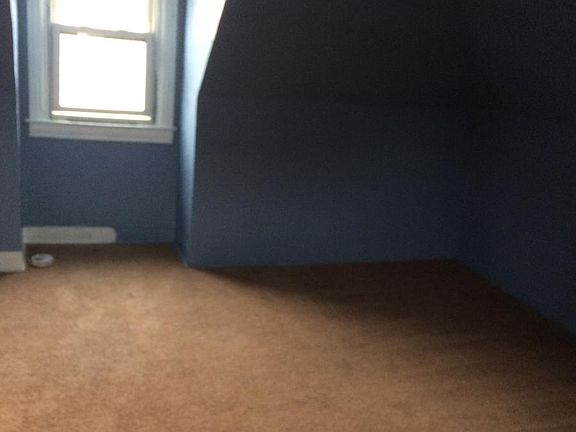 upstairs bedroom 1