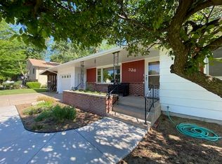 326 E Vesper St, Hesston, KS 67062