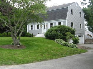 80 Wampanog Ln, Tiverton, RI 02878