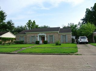 8919 Sharpview Dr, Houston, TX 77036