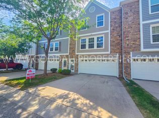 324 NE Sandalwood, Waukee, IA 50263