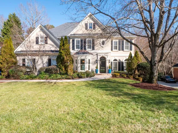 7704 Seton House Ln, Charlotte, NC 28277