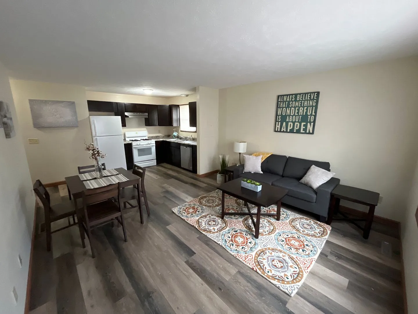213 Stonewall Court — Photo 1