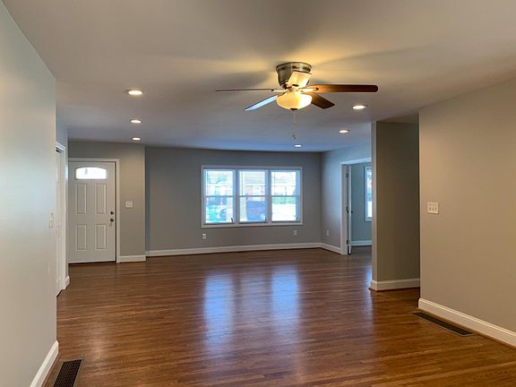 2nd image of 832 Laurel Hill Rd