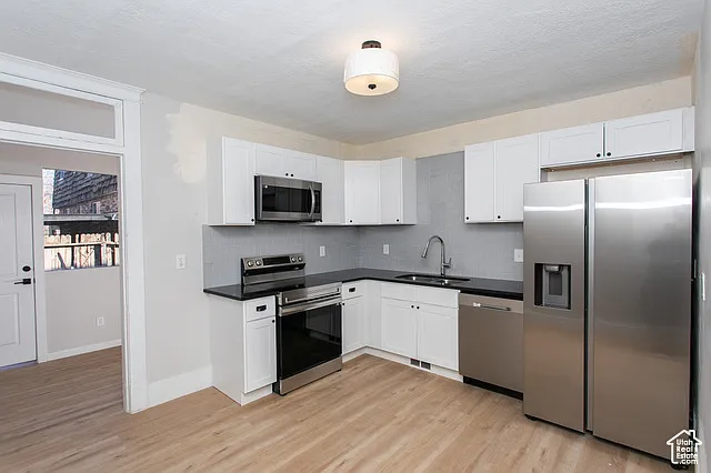 164 N C St — Photo 7