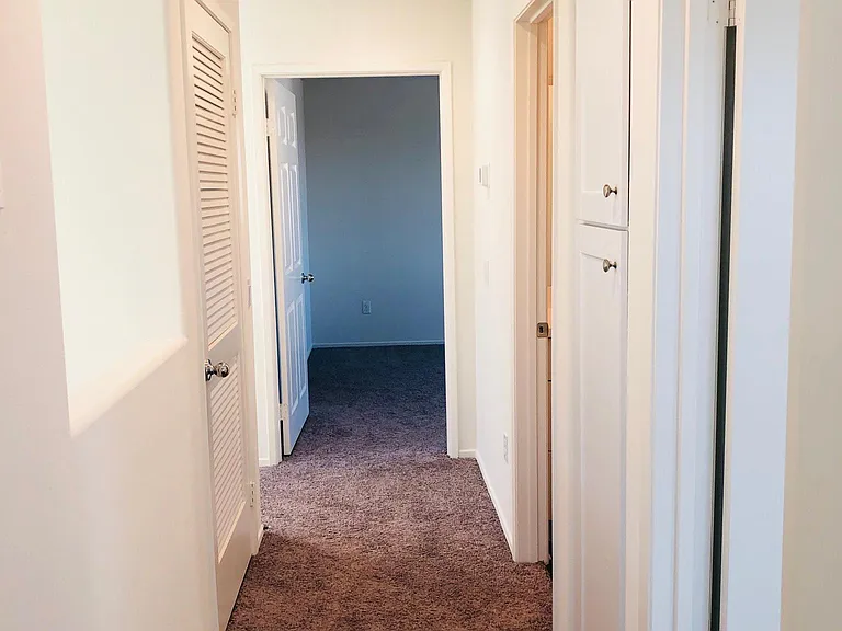 2897 E La Avenida Dr — Photo 33