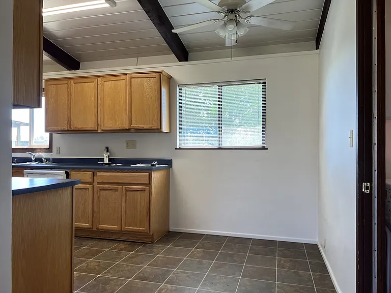 1268 Fernwood Dr — Photo 3