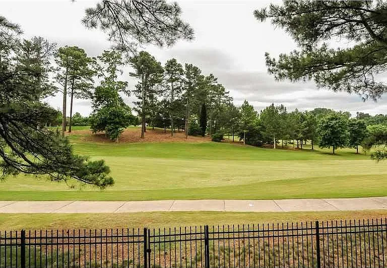 7635 Stratton Point — Photo 3