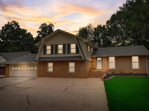 4328 Woodhaven Ln, Oakwood, GA 30566