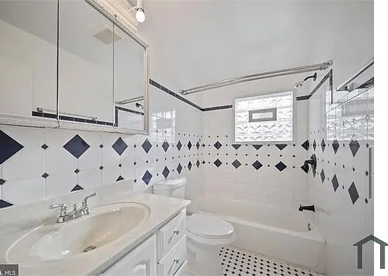 8505 Kings Ridge Rd — Photo 8