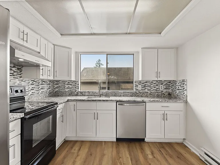 3125 S Dakota St — Photo 5