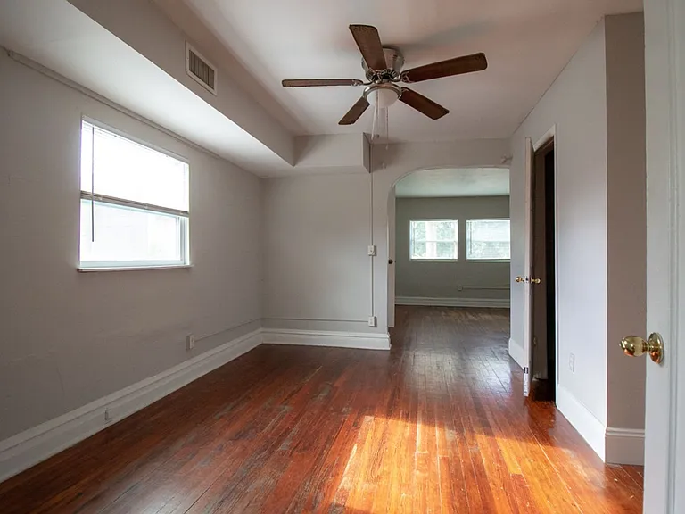 Stetson Apartments — Photo 15