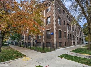 3006 N Racine Ave #3008-2, Chicago, IL 60657