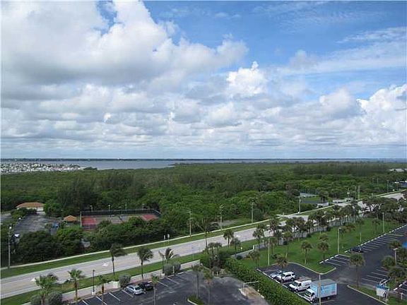 3rd image of 9650 S Ocean Dr APT 1001