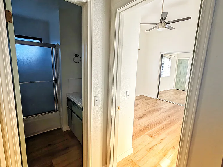 Second bedroom and bath conveniently situated off of upper level loft.