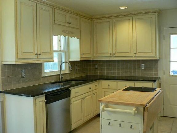 3rd image of 2925 Heather Stone Way
