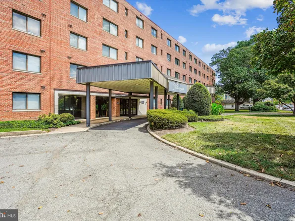 3515 Washington Blvd APT 515, Arlington, VA 22201