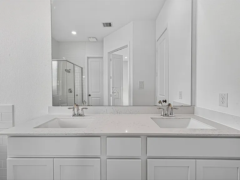 11119 Poplar Tree Dr — Photo 40