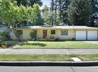 18530 SE Yamhill Cir, Portland, OR