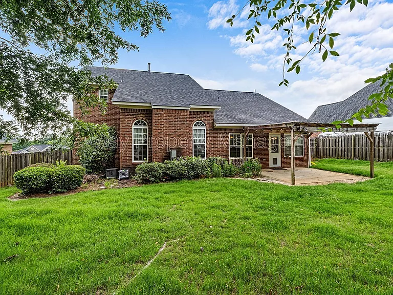 4890 Somerset Dr — Photo 26