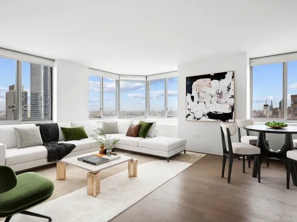 561 10th Avenue image 1 of 40