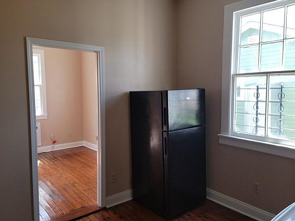 4th image of 3705 General Taylor St APT B