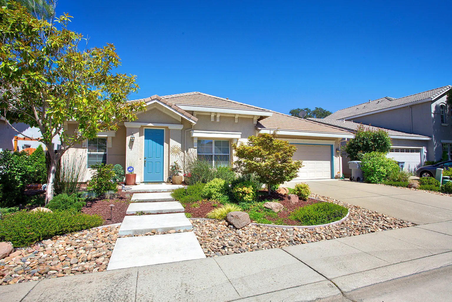 5333 Brookfield Cir photo 1