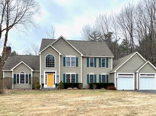 4 Walter Hill Rd, Mont Vernon, NH 03057