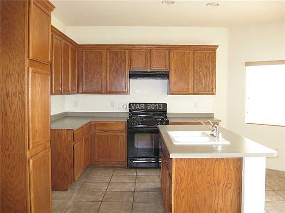 2nd image of 6540 Playa De Carmen Way
