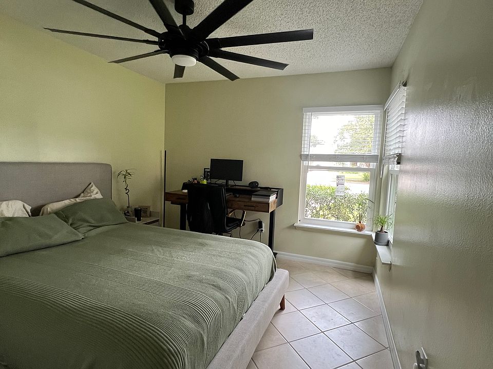 1st image of 5434 Halifax Dr