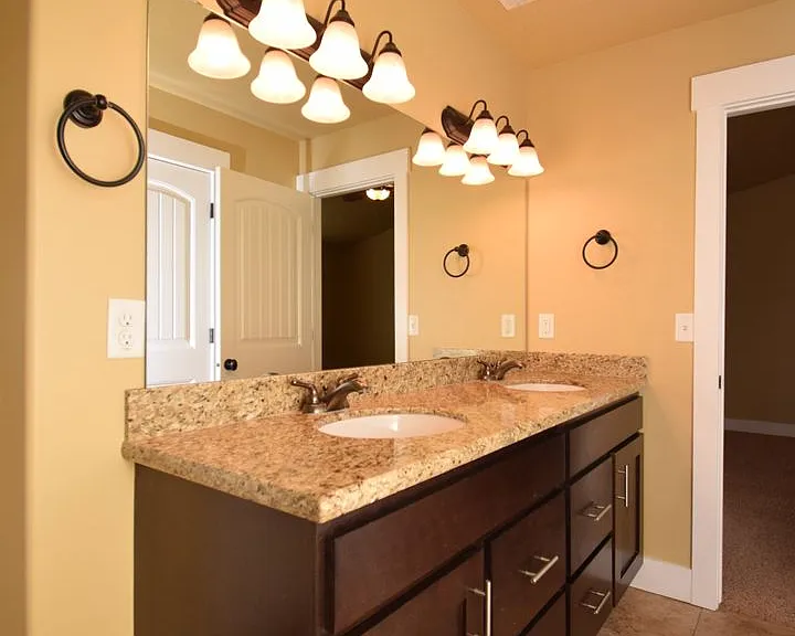4056 S Olivia Ct — Photo 6