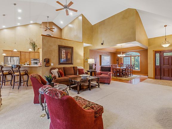 4th image of N8026 Oak Ln