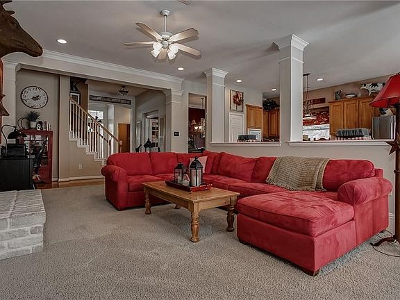 4th image of 6806 Running Deer Ct
