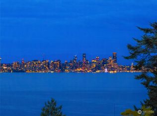 10807 Bill Point Vw NE, Bainbridge Island, WA