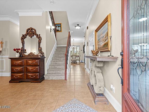 5th image of 4910 Christy Ln