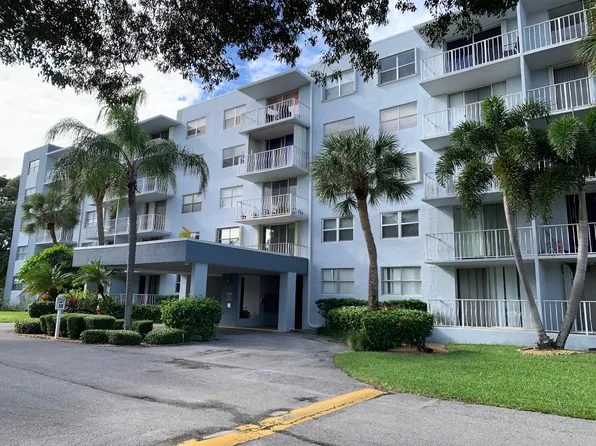 500 Executive Center Dr APT 3F, West Palm Beach, FL 33401