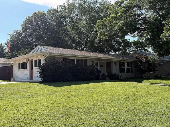 721 Hurstview Dr, Hurst, TX 76053